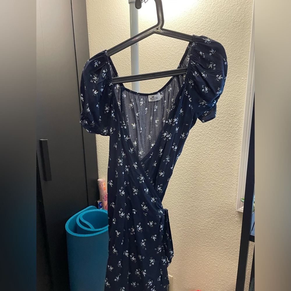 Hollister wrap dress
